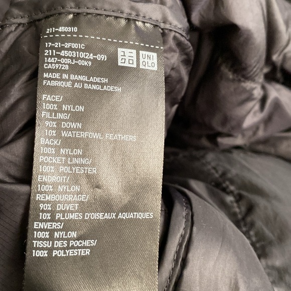 Uniglo Ultra Light Down Mock Neck Black Jacket Size S|P - Picture 9 of 13